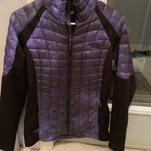 North Face Momentum Thermoball Jacket